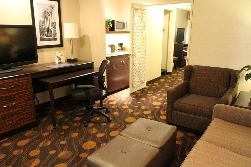 Best Western Plus Suites Hotel Coronado Island Екстер'єр фото