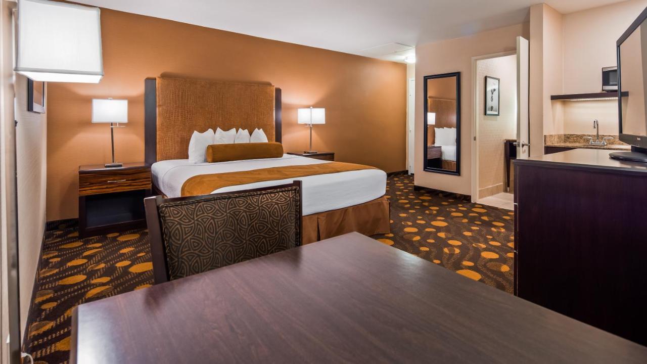 Best Western Plus Suites Hotel Coronado Island Екстер'єр фото