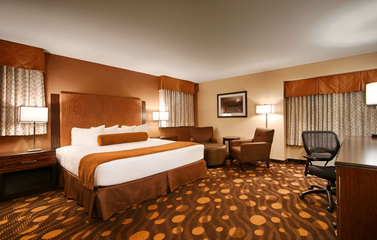 Best Western Plus Suites Hotel Coronado Island Екстер'єр фото