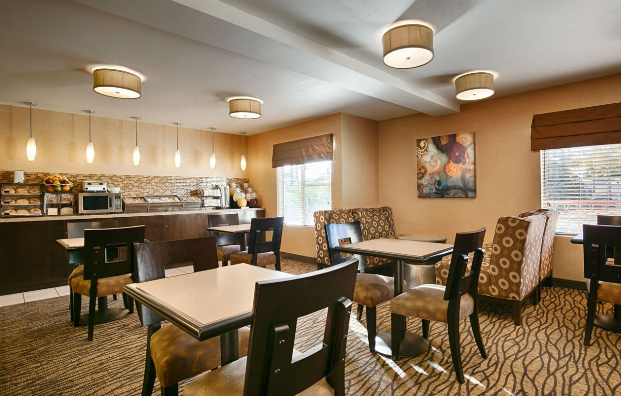 Best Western Plus Suites Hotel Coronado Island Екстер'єр фото